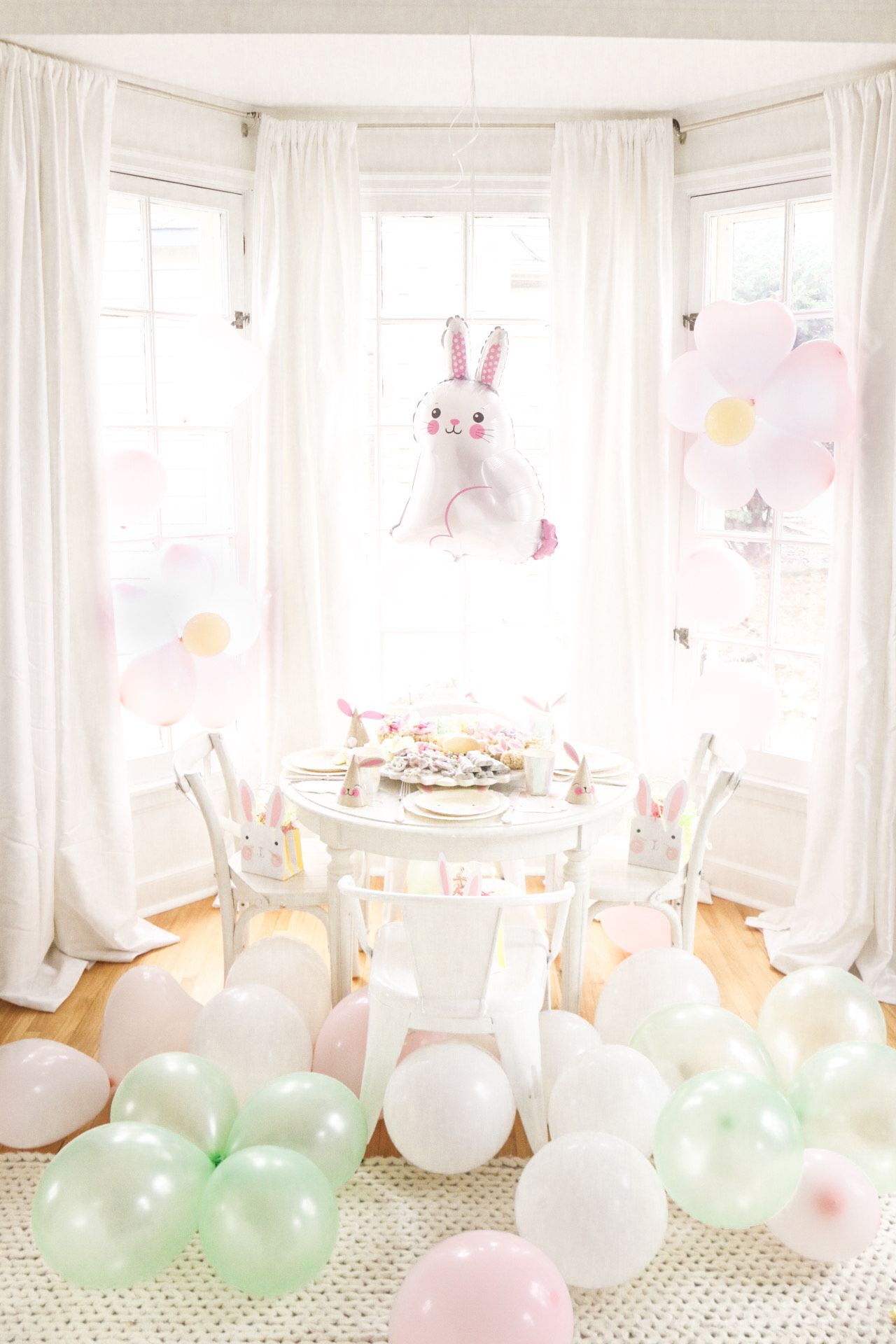 Kids Easter Table