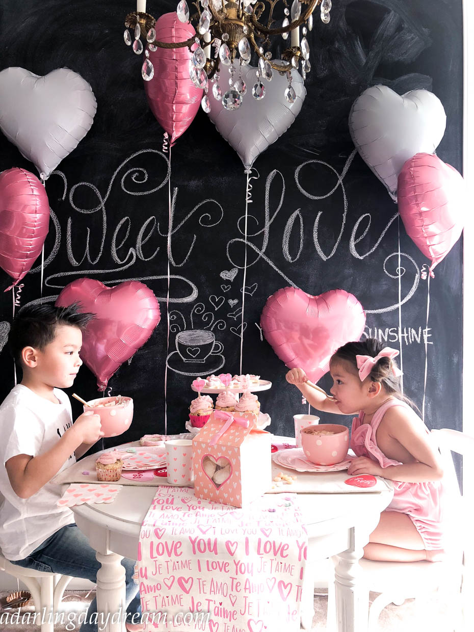 valentines-day-party-kids-party-party-ideas-kids-valentines-day-party-playroom_-19