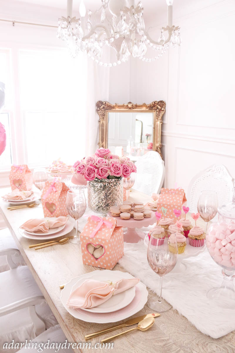 Pink Valentine's Day Table Decor Ideas for a Galentine's Brunch