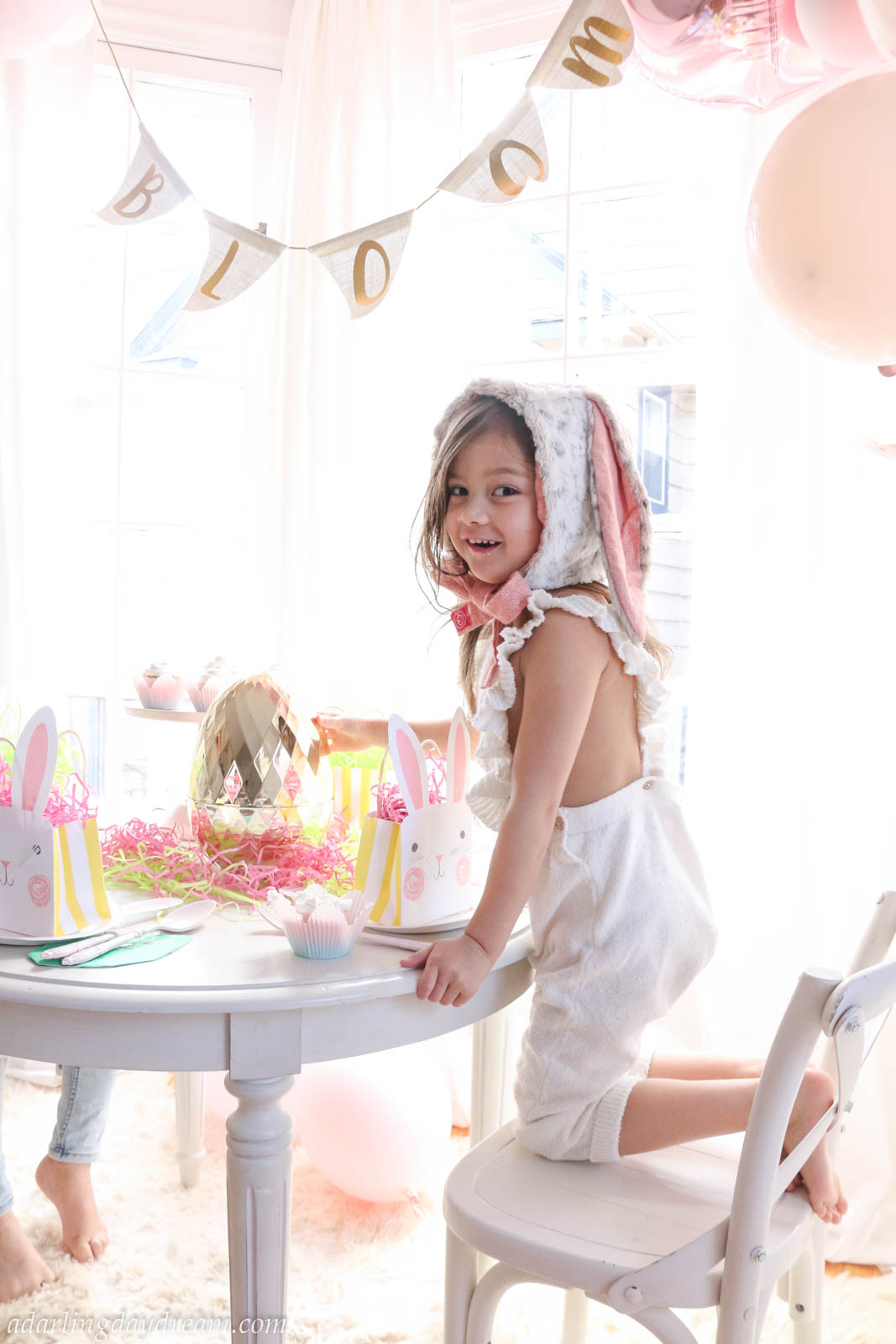 Easter-Kids-Tablescape-Spring-Tea-party-Decor-3