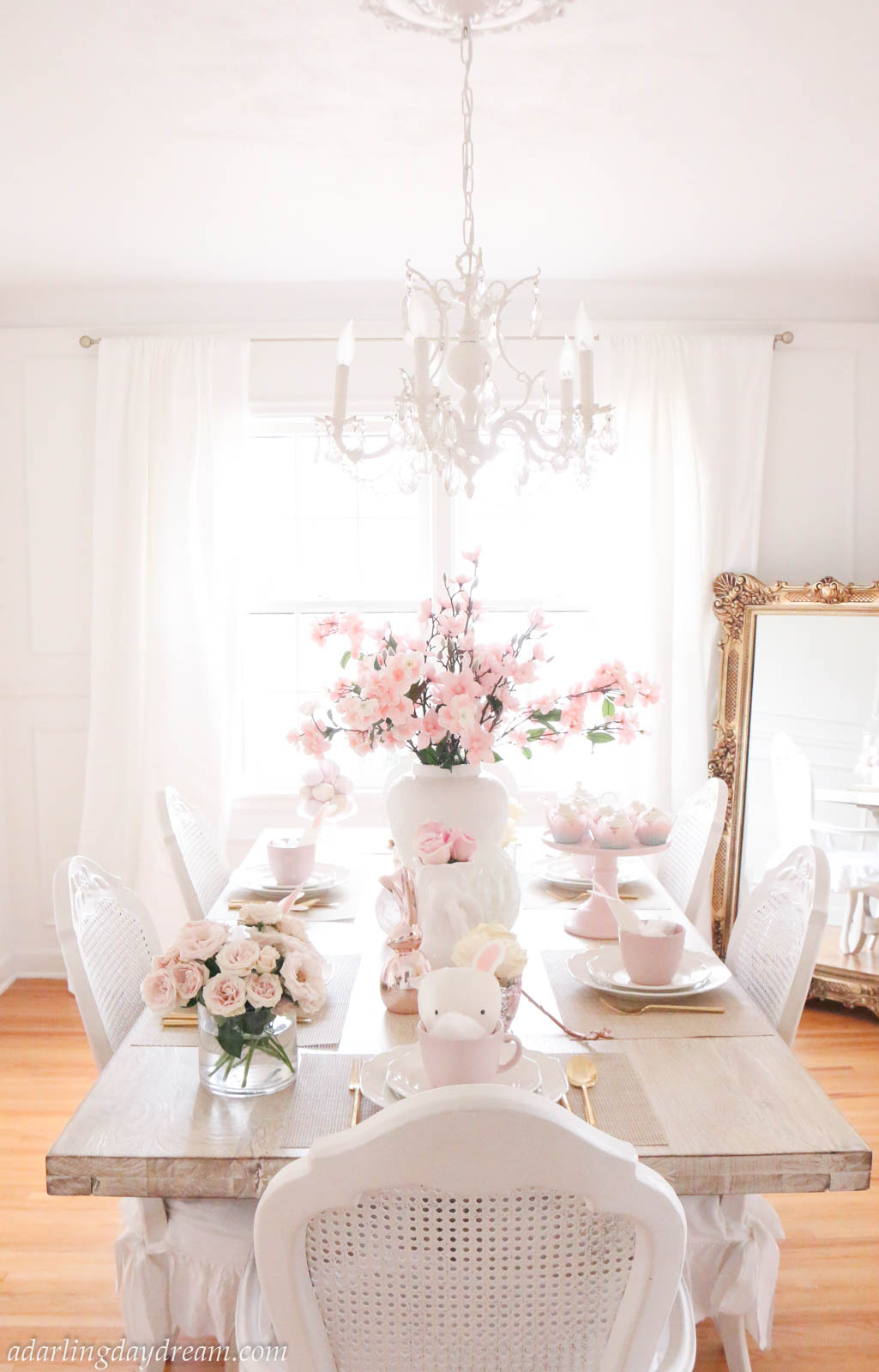 Easter-Tablescape-Spring-Tea-party-Decor-9